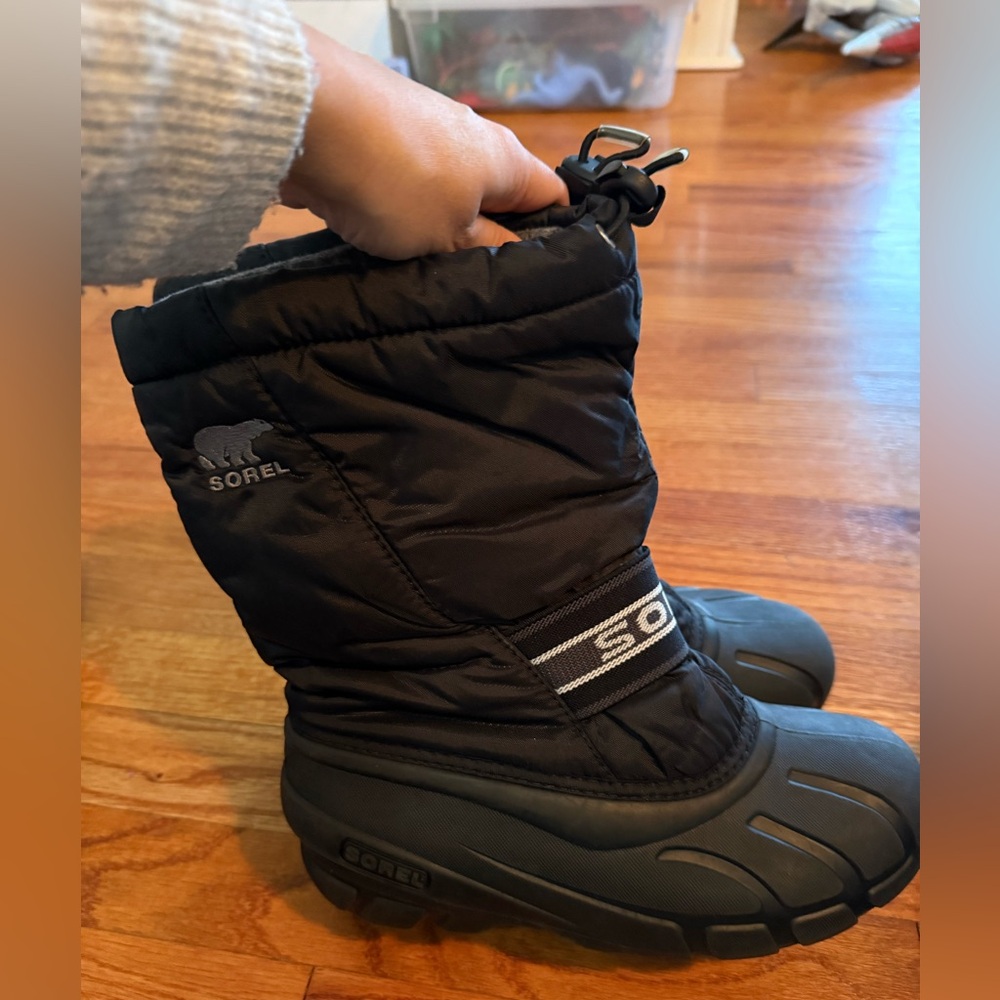 Sorel Youth Cub waterproof insulated winter snow boot Youth 5